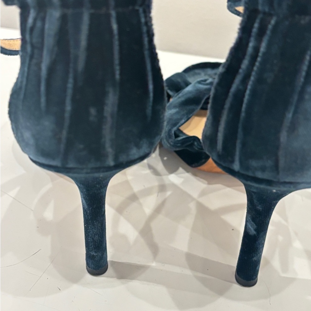 Jimmy Choo Women's Velvet Heels - Dark Blue size 39 - Picture 10 of 13